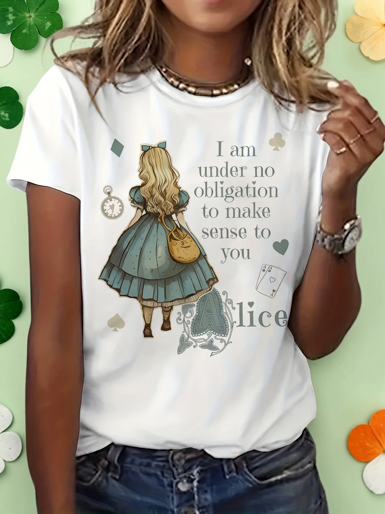 Camiseta de manga corta con estampado de Alicia en el país de las maravillas para mujer, camiseta informal con cuello redondo y gráfico de película de dibujos animados
