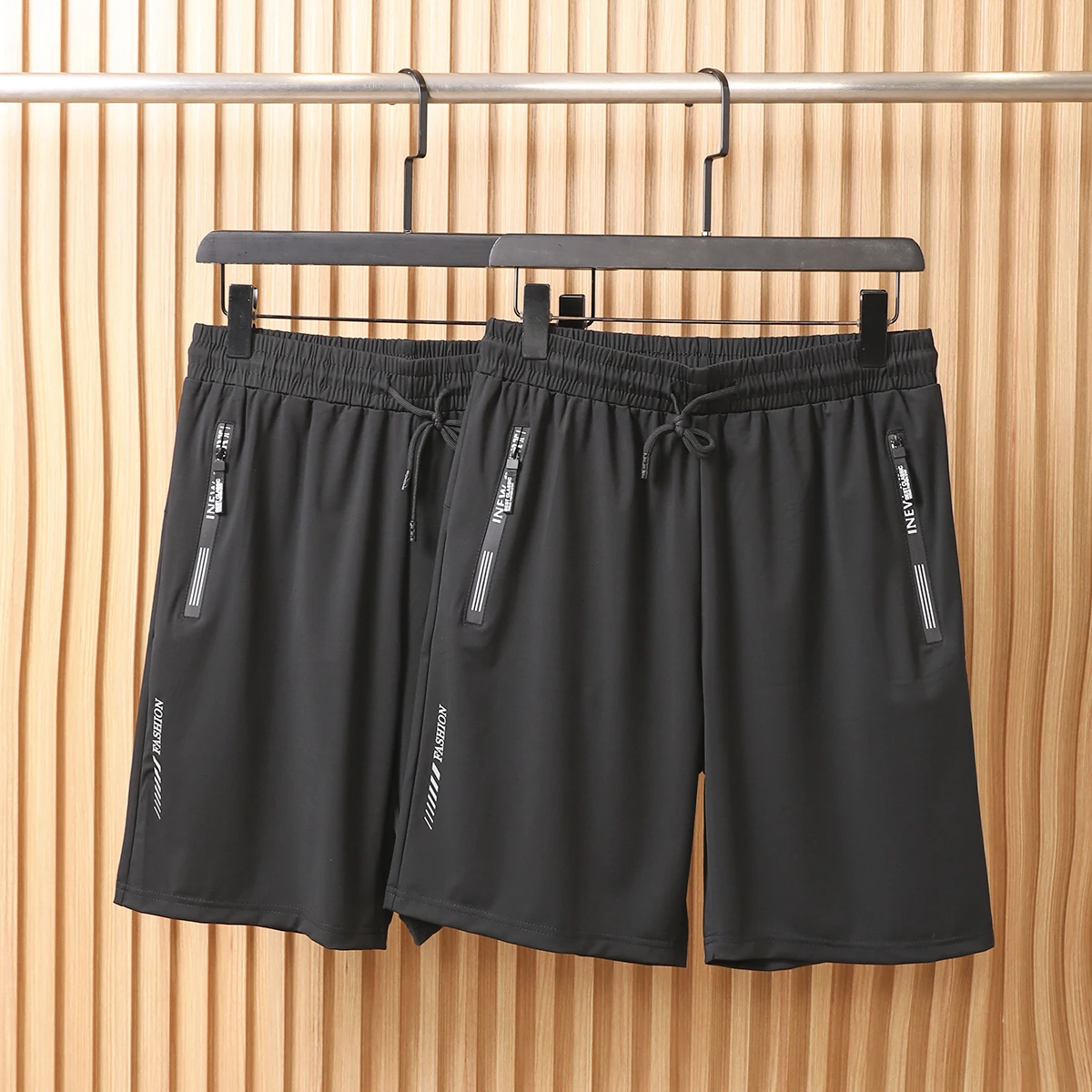 

Удобные мужские шорты из ледяного шелка, длиной до колена, быстросохнущие, с высокой эластичностью, для летних видов спорта и отдыха, в городском стиле