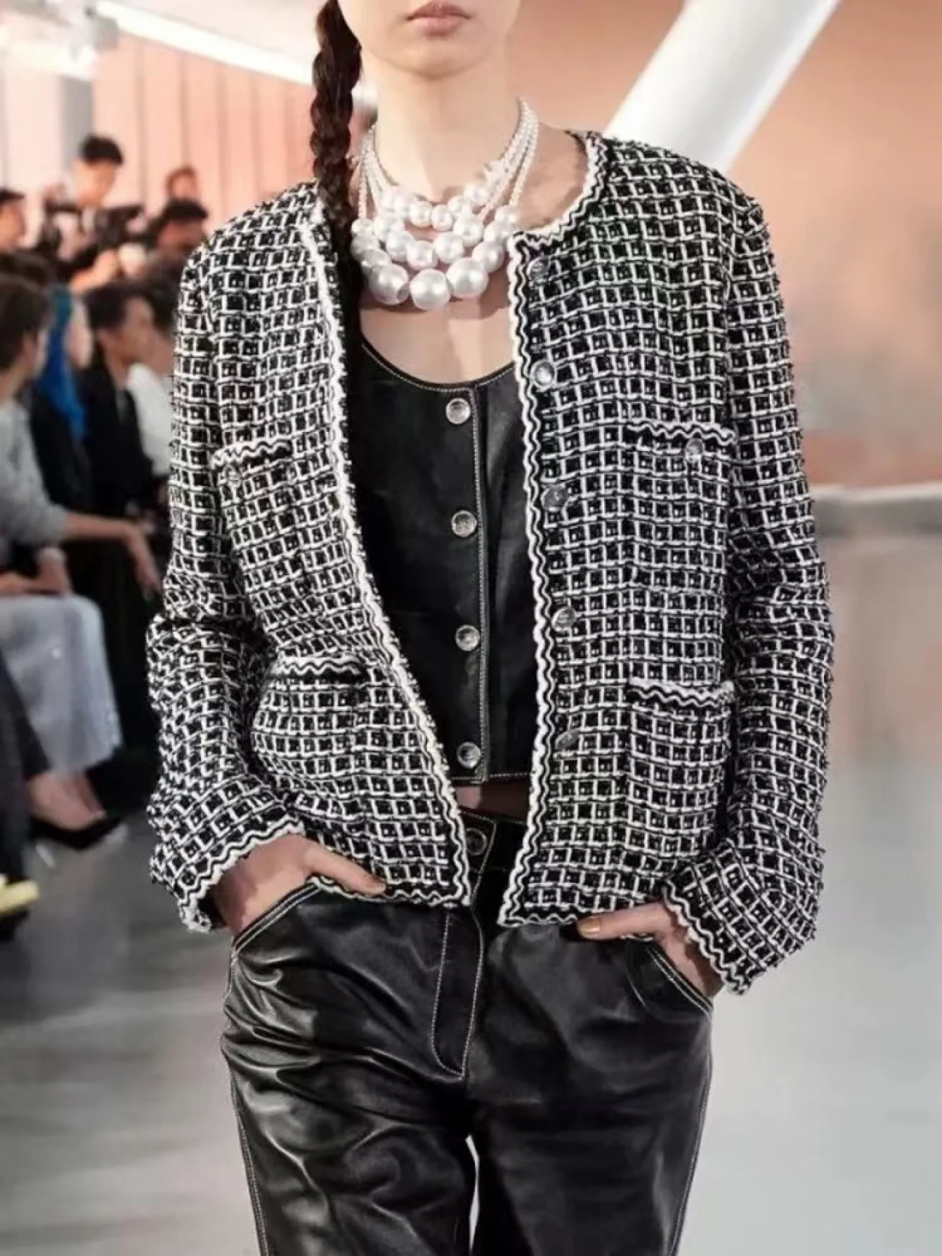 

Elegant Women Black White Tweed Blazer O-Neck Silver Buttons Long Sleeve Short Jacket 28996