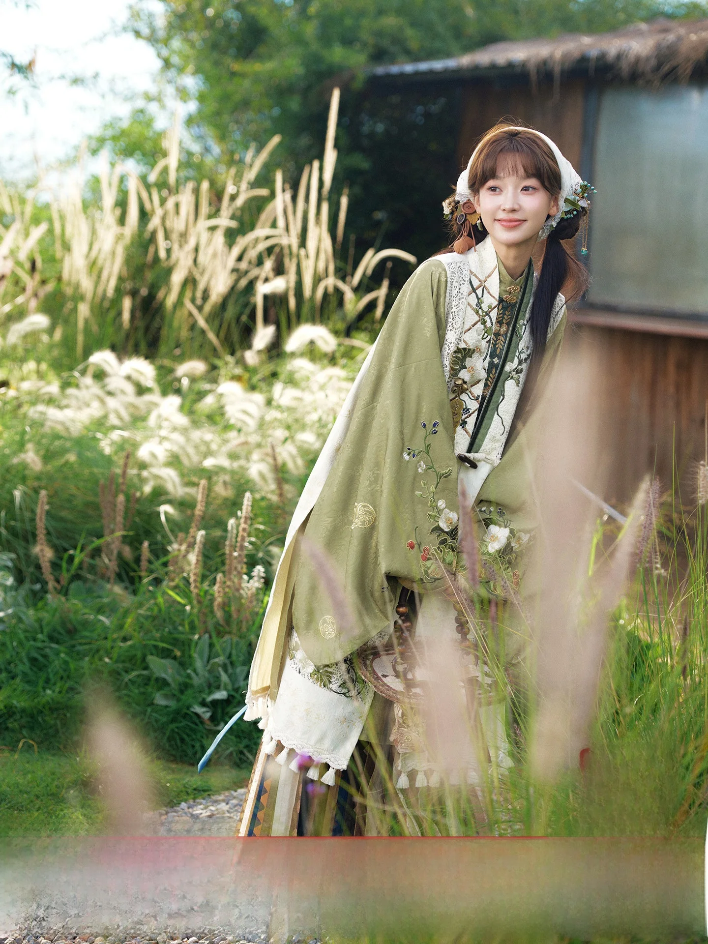 

Тринадцать рассады лотоса Exc, новинка 2025 года, длинная плиссированная юбка с воротником-стойкой Ming Dynas Hanfu, женский традиционный костюм