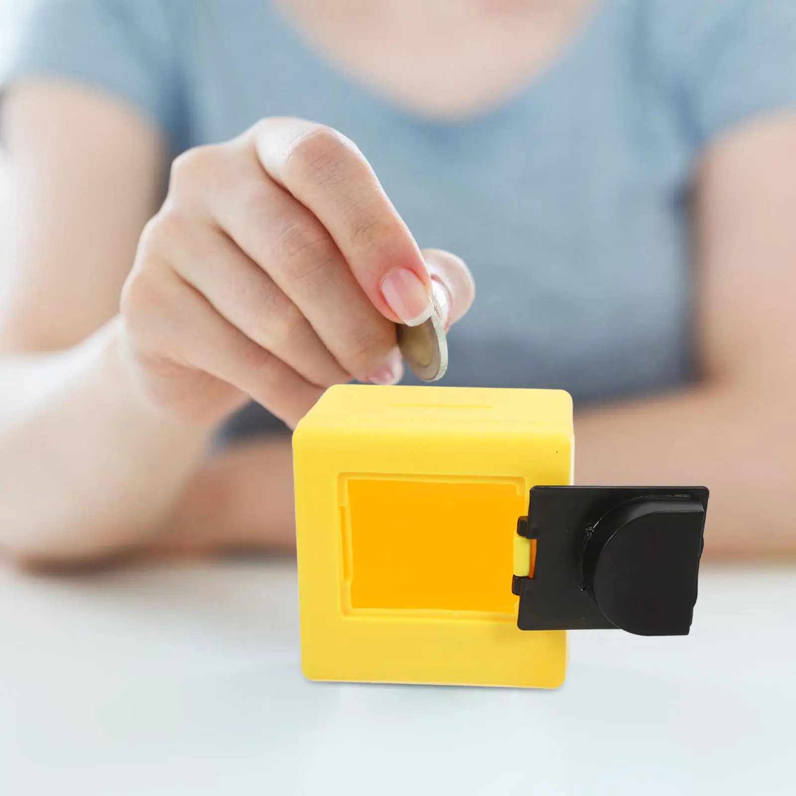 暗証番号付き子供用貯金箱 - 子供のお金の保管と金融学習のためのミニATMスタイルのコイン預金箱