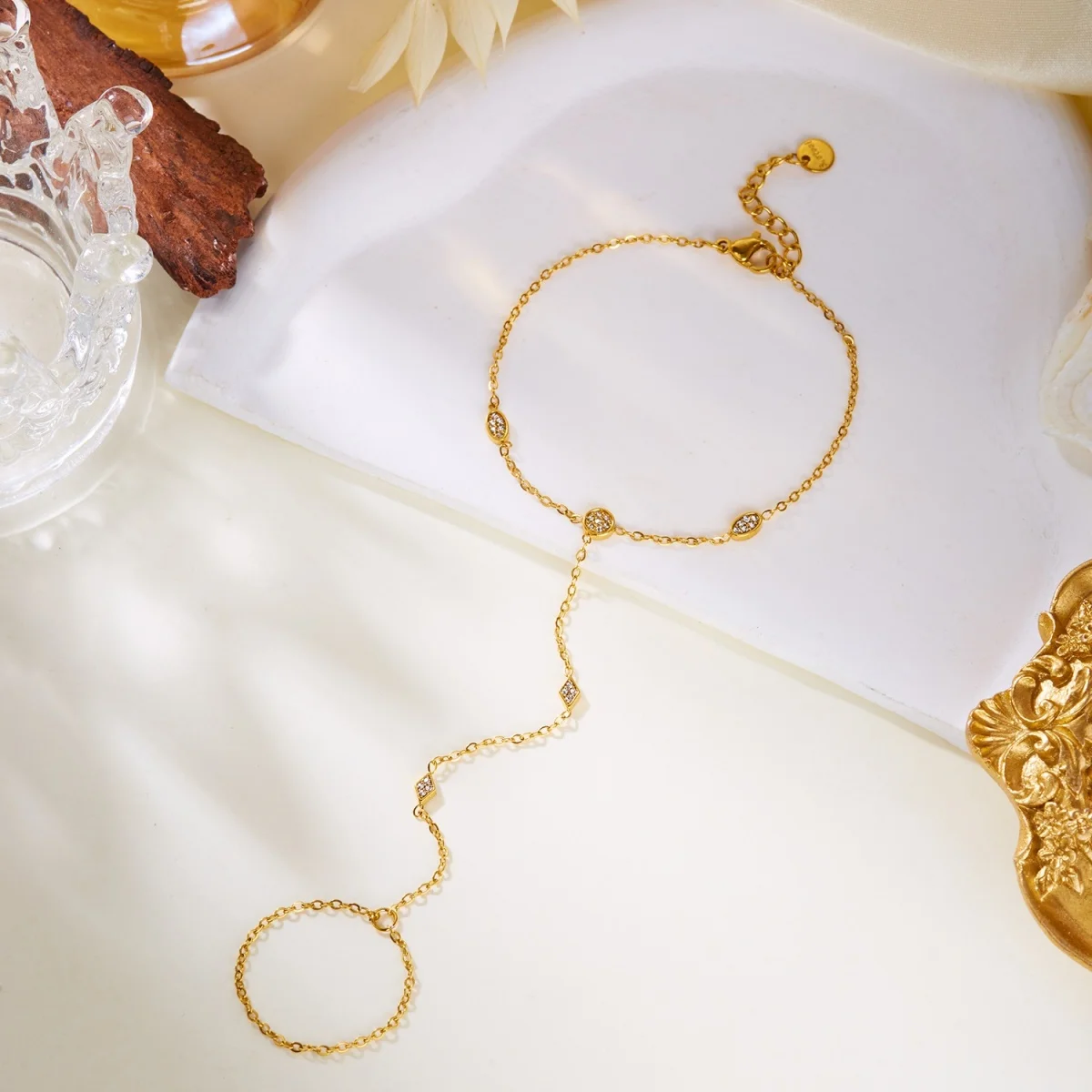 Minimalistische runde Zirkon-Fingerarmbänder aus Edelstahl für Damen und Herren, geometrischer ovaler Kristall-Blumenring, Armreif, Hochzeitsschmuck – Detail 28