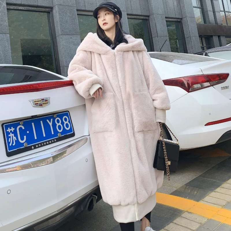 2023 New Winter Thick Comfort Fur Coat Furry Coat Faux Rabbit Fur Coat Female Plush Overcoat