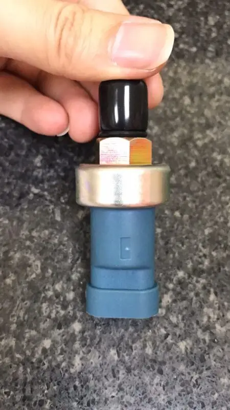 4353686 Minibagger-Teile-Druckschalter für Hitachi-Bagger EX60-5 EX100-5 EX120-5 EX200-5 EX220-5 EX230-5 EX270-5 EX300-5