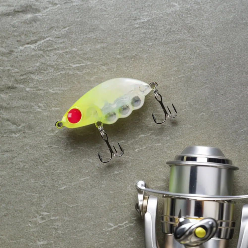 

Миниатюрная жесткая приманка 3,9 г/35 мм с фиксированным весом и стальным шариком для ловли окуня, форели, баса