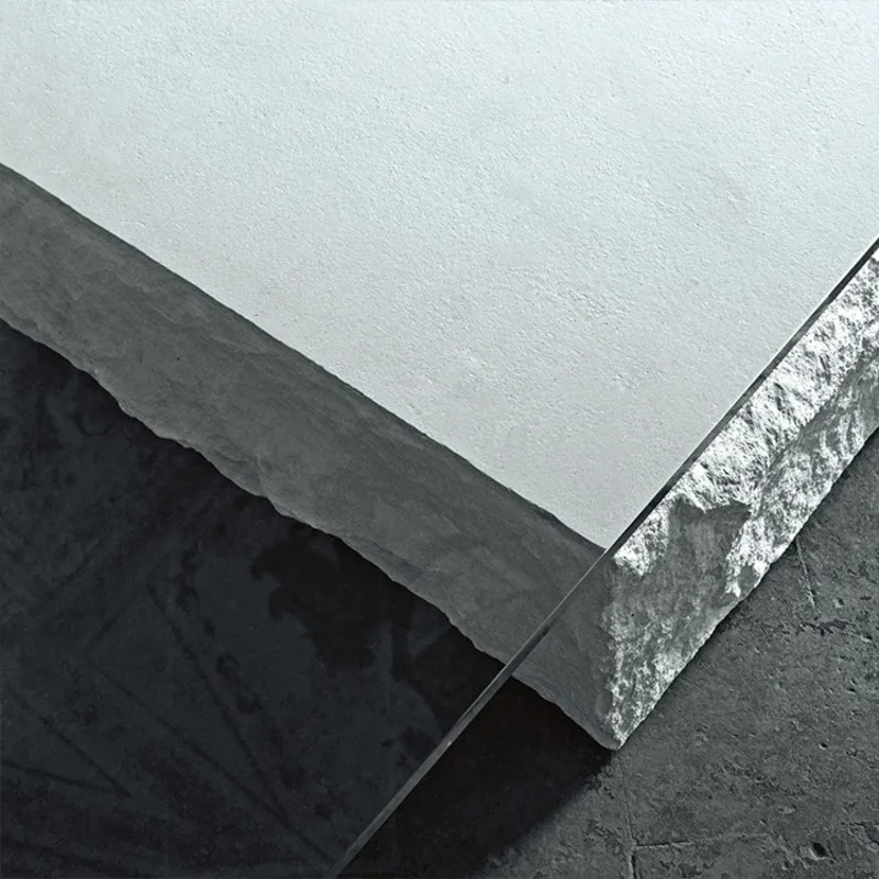 Mesa de centro baixa de vidro