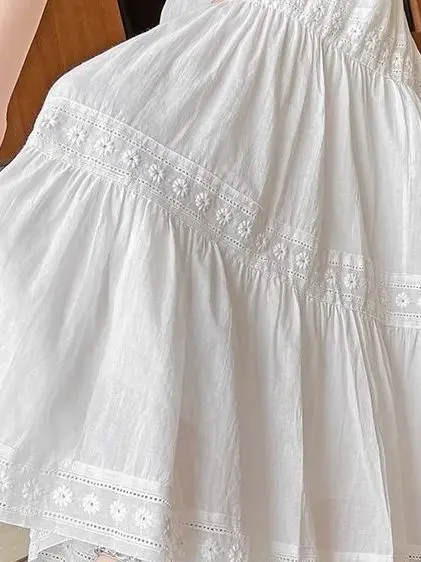 

Юбка А-силуэта с высокой талией и белой кружевной отделкой, женская, весна-лето, новая, с полным оборочным подолом, многоярусная, стройнящая, средней длины