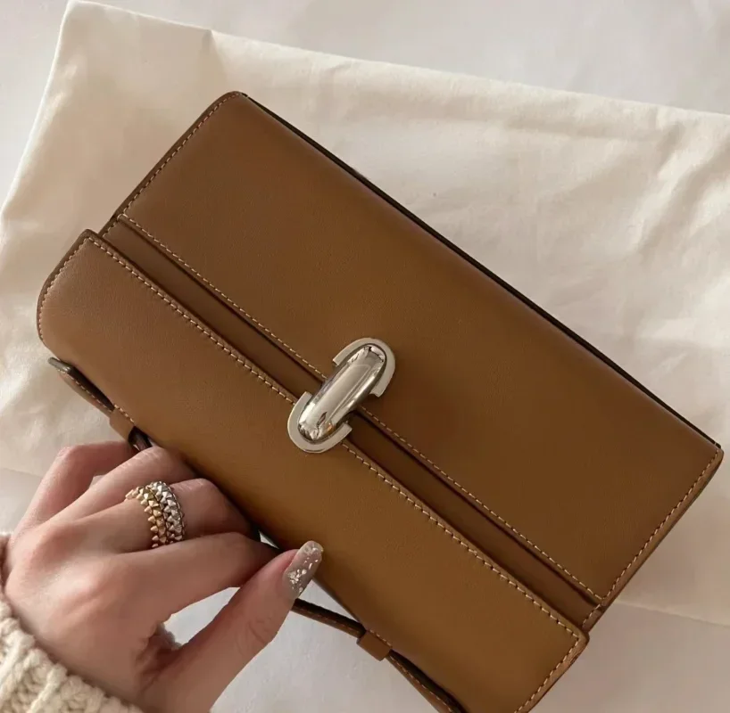 Korean Fashion Niche Vintage Suede Handbags Female Simple Elegant Commuter Purses Clutch 2024 New Luxury All-match Bolsas Mujer