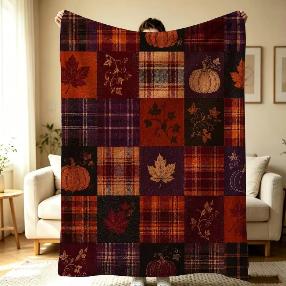 Coperta in flanella patchwork, motivo a quadri autunnale con zucche e foglie d'acero, decorazione rustica per la casa a tema raccolto.