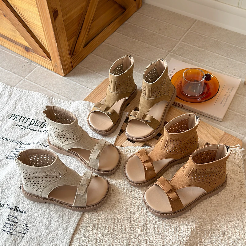 

Summer Retro Girls Roman Sandals, Hollow Out Breathable Open Toe Kids Gladiator Sandals, Non-slip Outdoor Beach Shoes with Bow