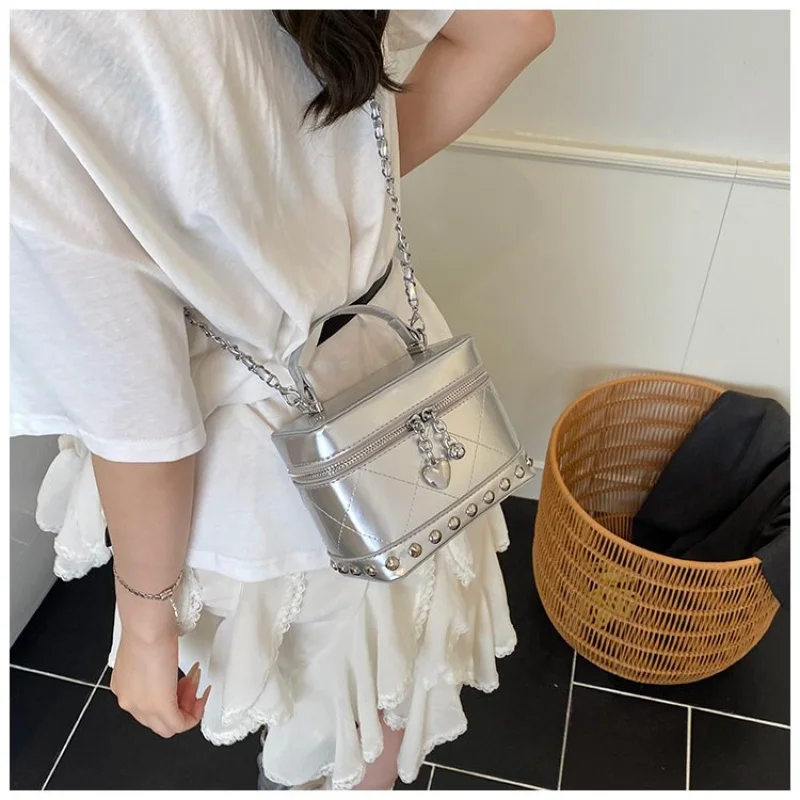 

Women's Stitched Chain Shoulder Bag Lock Closure Leather One Size 2025 Summer Elegant Chic Handbag for Evening Dating