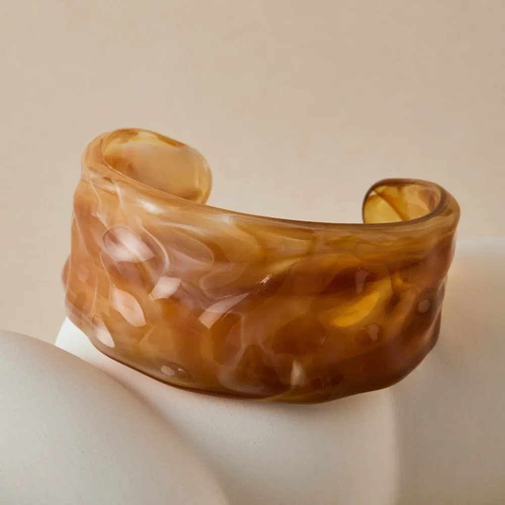 Gifts Vintage Resin Bracelets Acrylic Wide Opening Chunky Bracelets Concave Surface Gradient Color Hand Jewelry Daily Wear