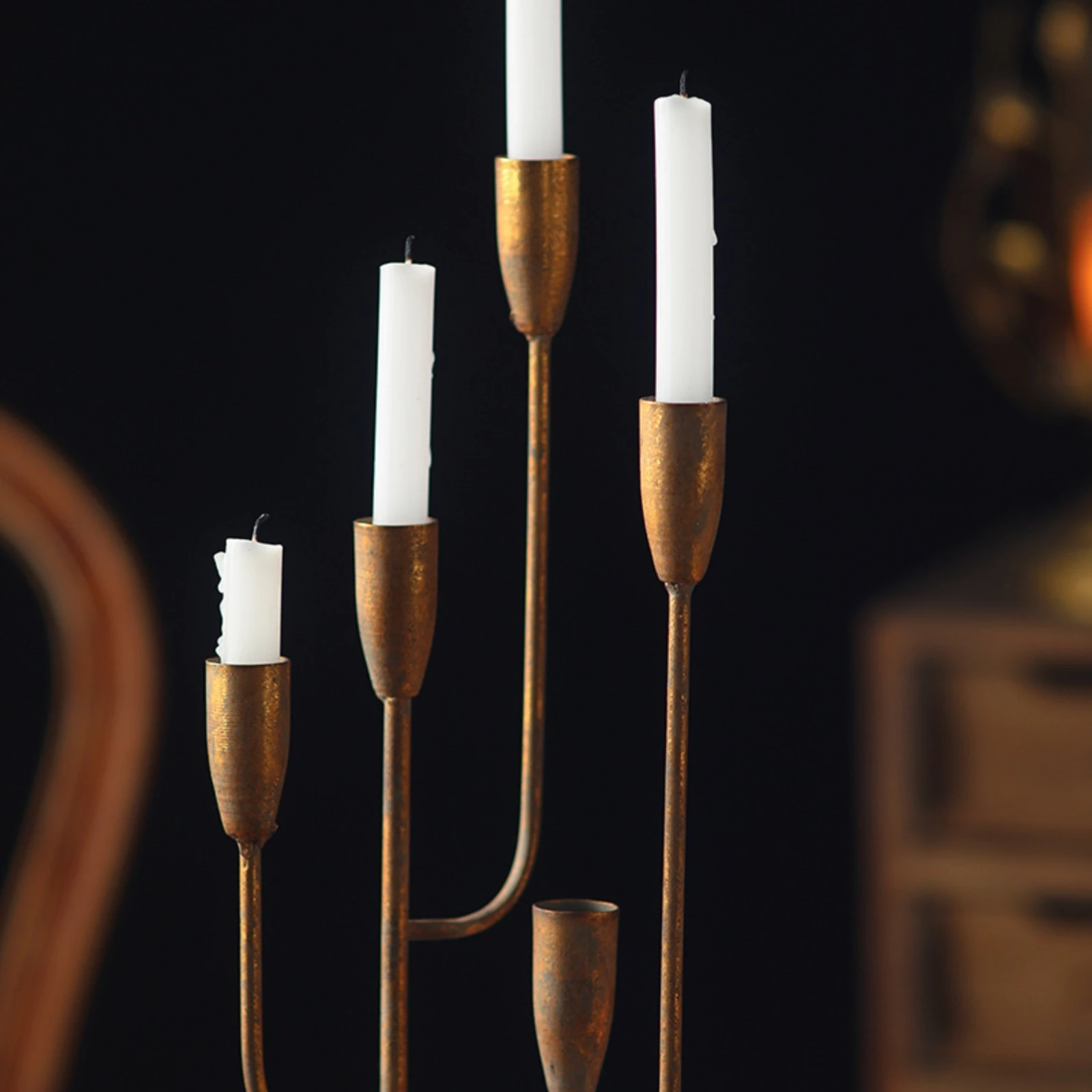 Five-Arm Candelabra Tall Candlestick Holder with Five Arms Portavelas Alto Decorativo Candelabro De Cinco Brazos Elegante
