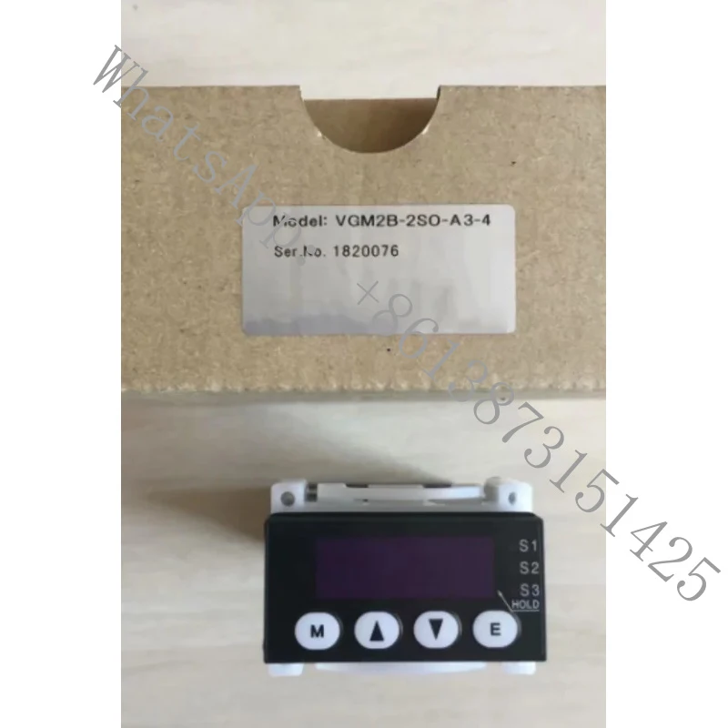 Suitable New High Quality Pressure Sensor VHR3-A3-10kPa(abs)N-5 2meters / VAR3-A3-120kPaN-4 / F37N-S