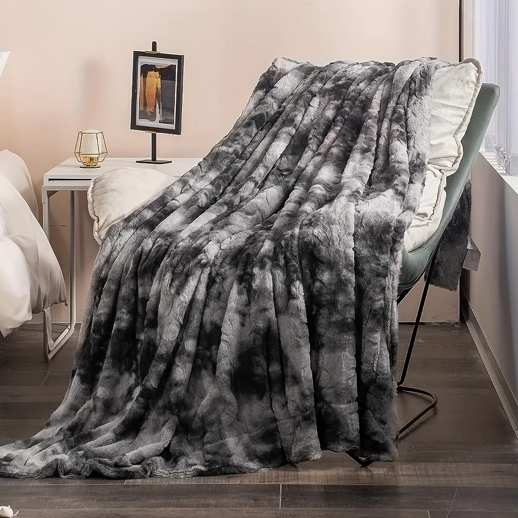 

Soft Fuzzy Faux Fur Throw Blanket Grey Plush Sherpa Fleece Blanket Furry Shaggy Blanket for Couch Bed Sofa Thick Warm Blankets