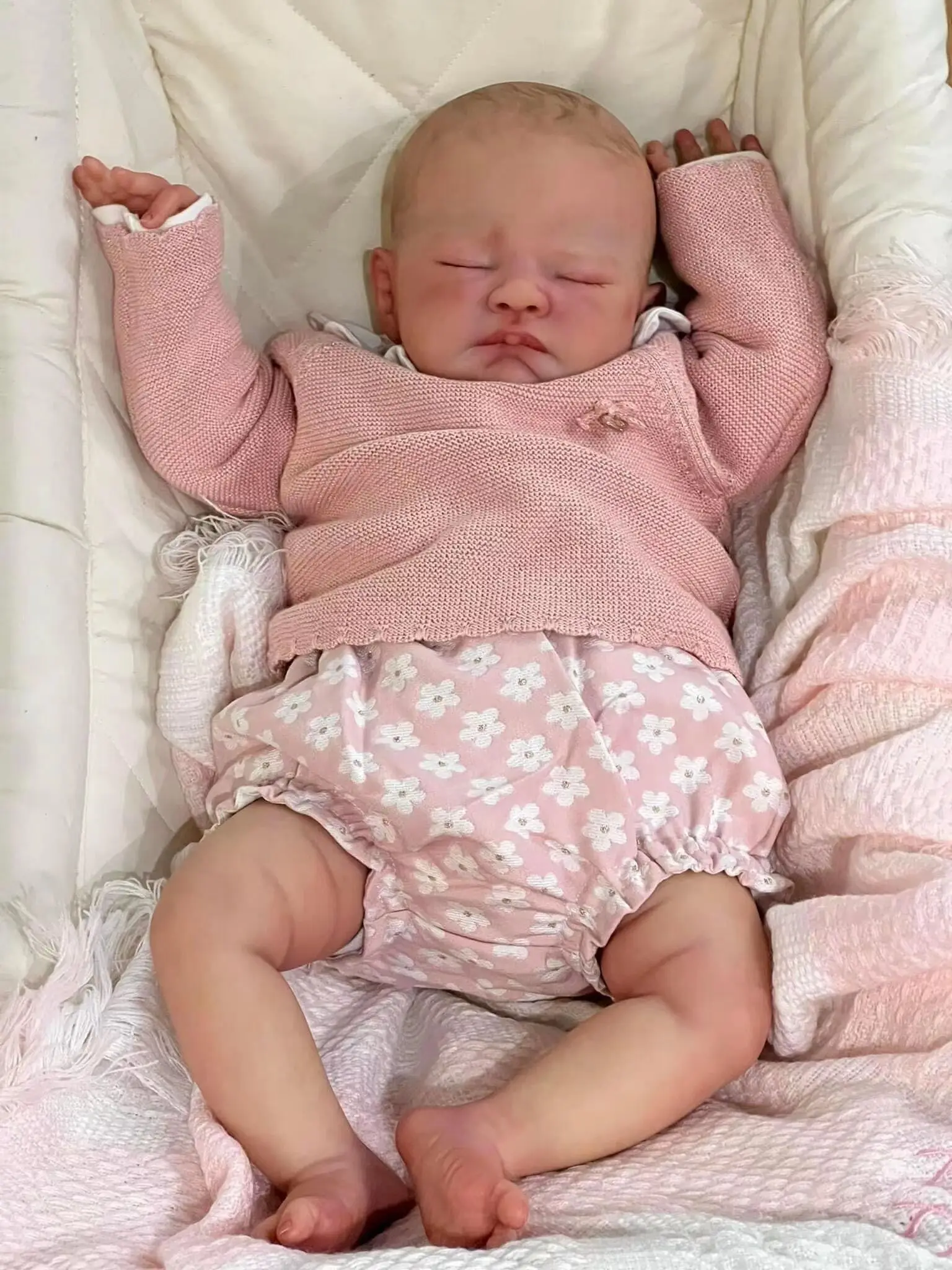 

20inch August Reborn Baby Doll Same As Picture Lifelike Soft Touch 3D Skin Hand-Draw Hair Visible