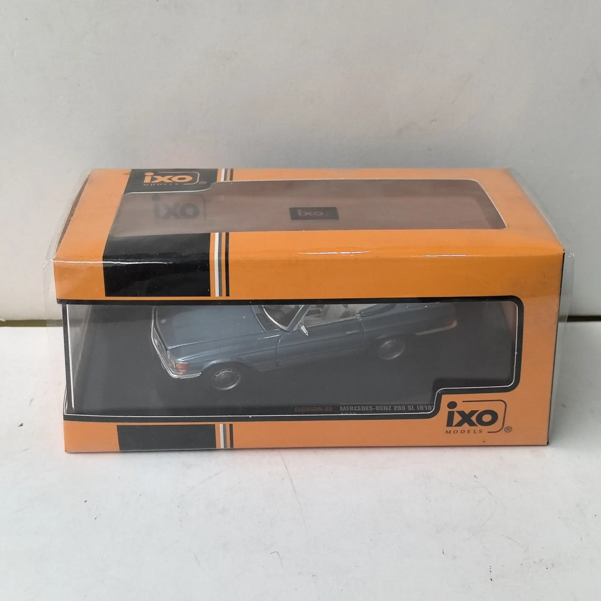

Diecast IXO 1:43 Scale BENZ 280 SL R107 1979 Alloy Car Model