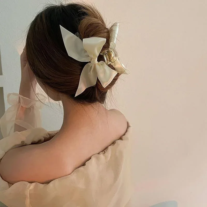 Elegant Ribbon Bow Hair Claw Clips for Women Hairpins Korean Big Bowknot Clamps Crab Barrettes Girls Shark Clip Hair Accessories