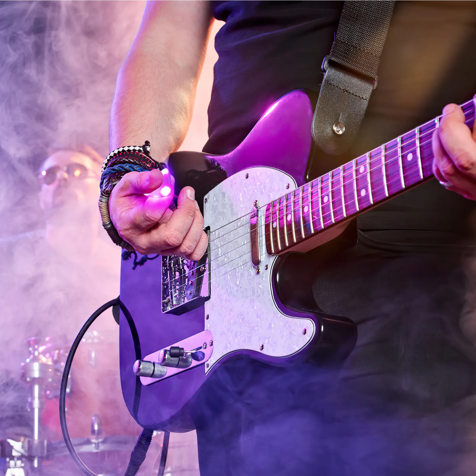 

3pcs Led Luminous Guitar Picks Abs Material Durable Glow In Dark For Electric Acoustic Folk Music Instrument Players Use