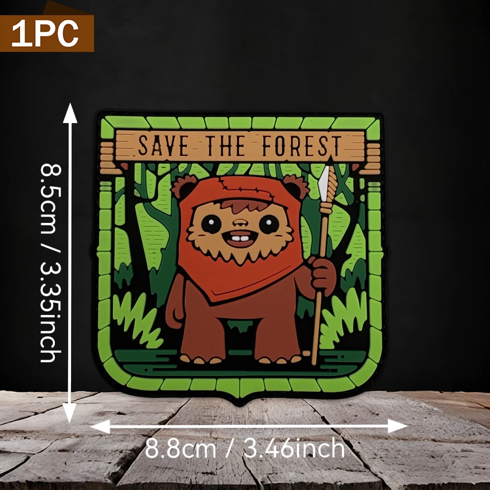 Specifications Available: 1Pc/2Pcs/3Pcs. Pvc Arm Patch with a Shield-Shaped Design Featuring a Bear Holding a Spear. Comes with a Matching Soft Rubber Backing Material That Can Be Repeatedly Peeled and Attached Without Leaving Residue. Fresh Green and Brown Color-Blocking Design. Suitable for Outdoor Functional Bags, Jackets, Cycling Jackets, and Sleeve Decoration Accessories