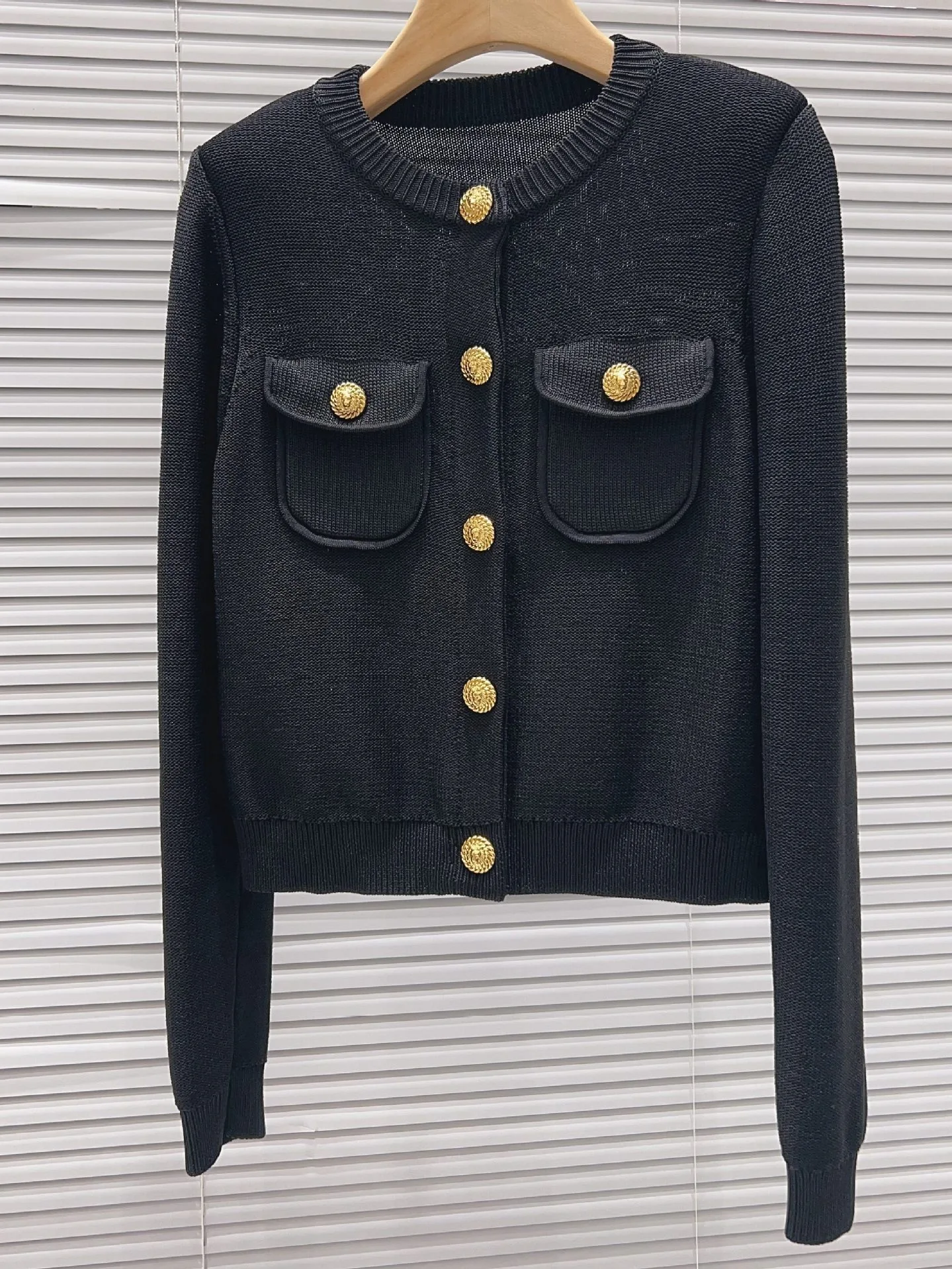 Elegant Gold Buckle Knitted Simple round Neck Outerwear Parisian Style Fashionable Top for Women High-End Version Open Cardigan