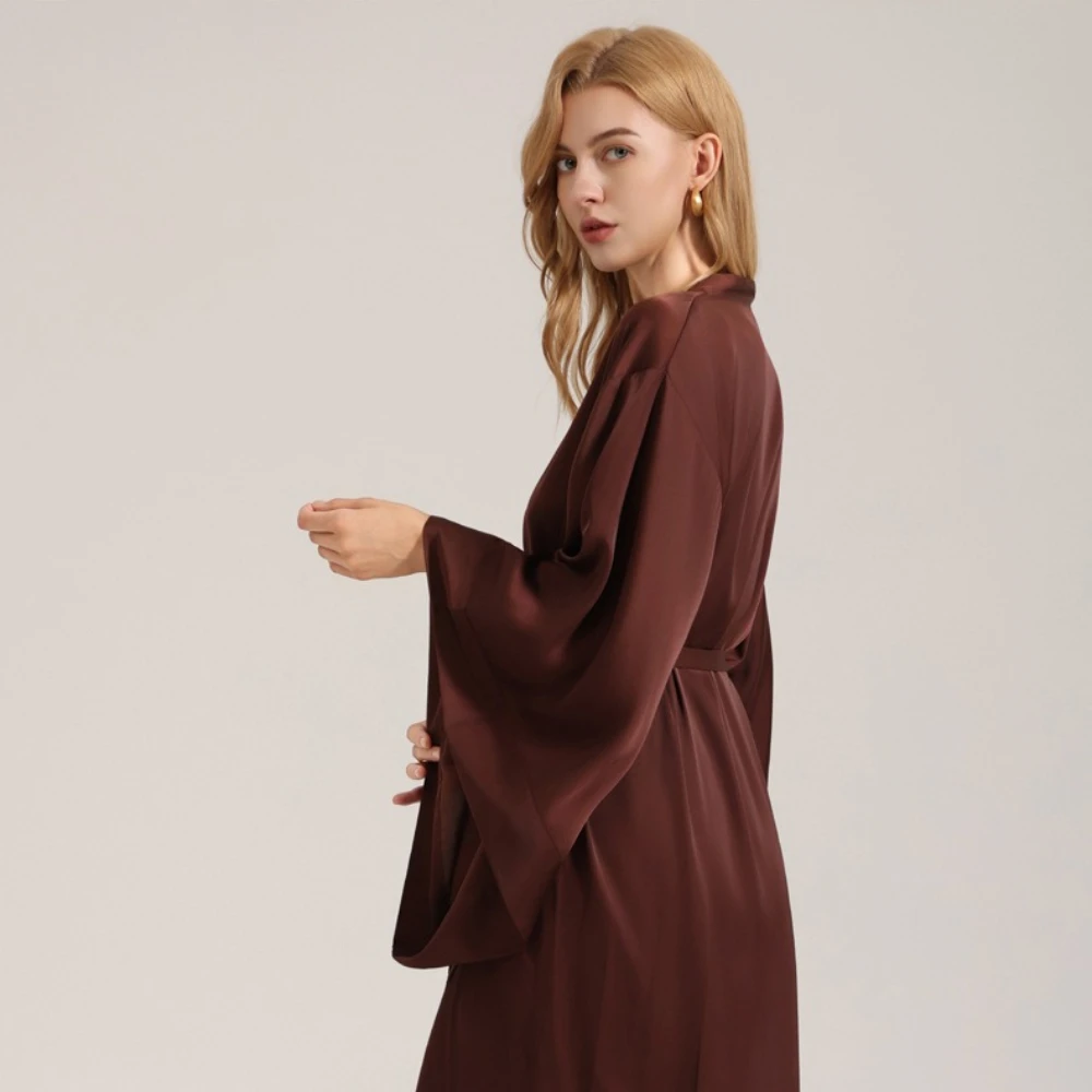 2026 New Solid-Colour Minimalist Satin Chiffon Long-Sleeved Robe European-Style Bathrobe for Women Elegant Nightgown Homewear