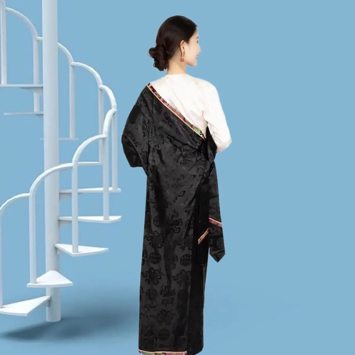 2025 Tybetańska letnia nowa damska cienka etniczna luźna i cienka oddzielna tybetańska szata