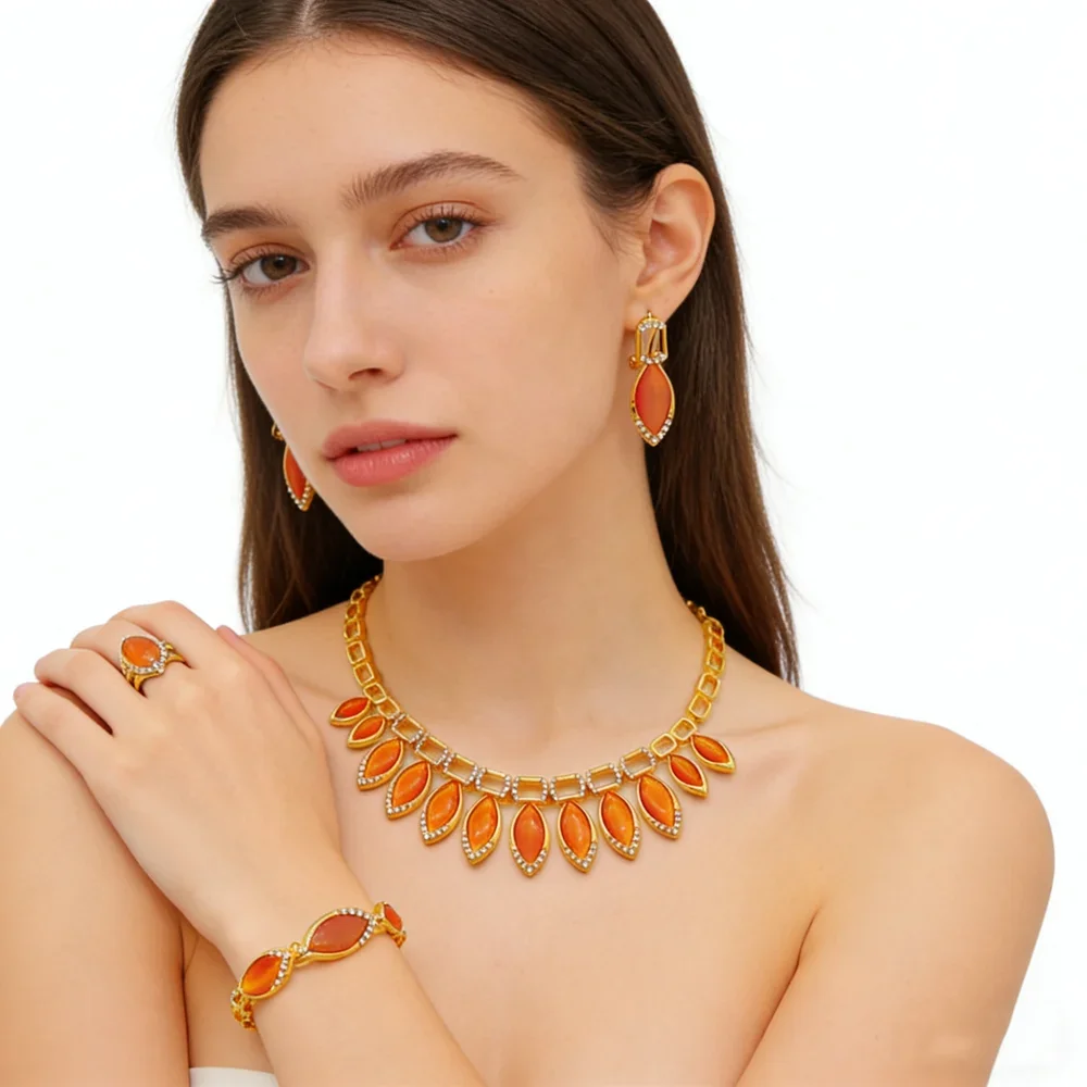 Women's Fashion Jewelry Set Cat's Eye and Rhinestone Earrings and Necklace Set, an Elegant and Stylish Accessories Combination