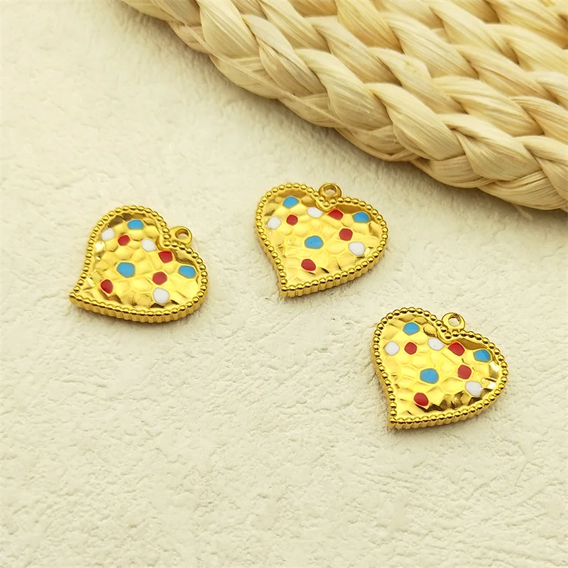 カラフルな愛の心のペンダント、ステンレス鋼の魅力、手作りのアクセサリー、DIYネックレスとブレスレット、y2k、1個