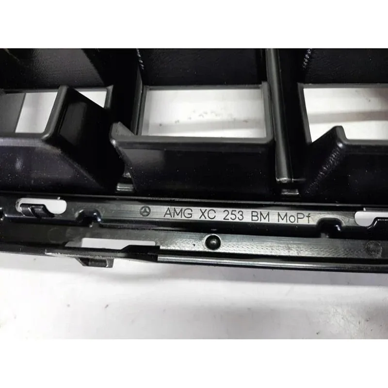 Factory Hot Selling Professional Factory 2538887500 Front Upper Grille for - GLC CLASS W253 GLC63