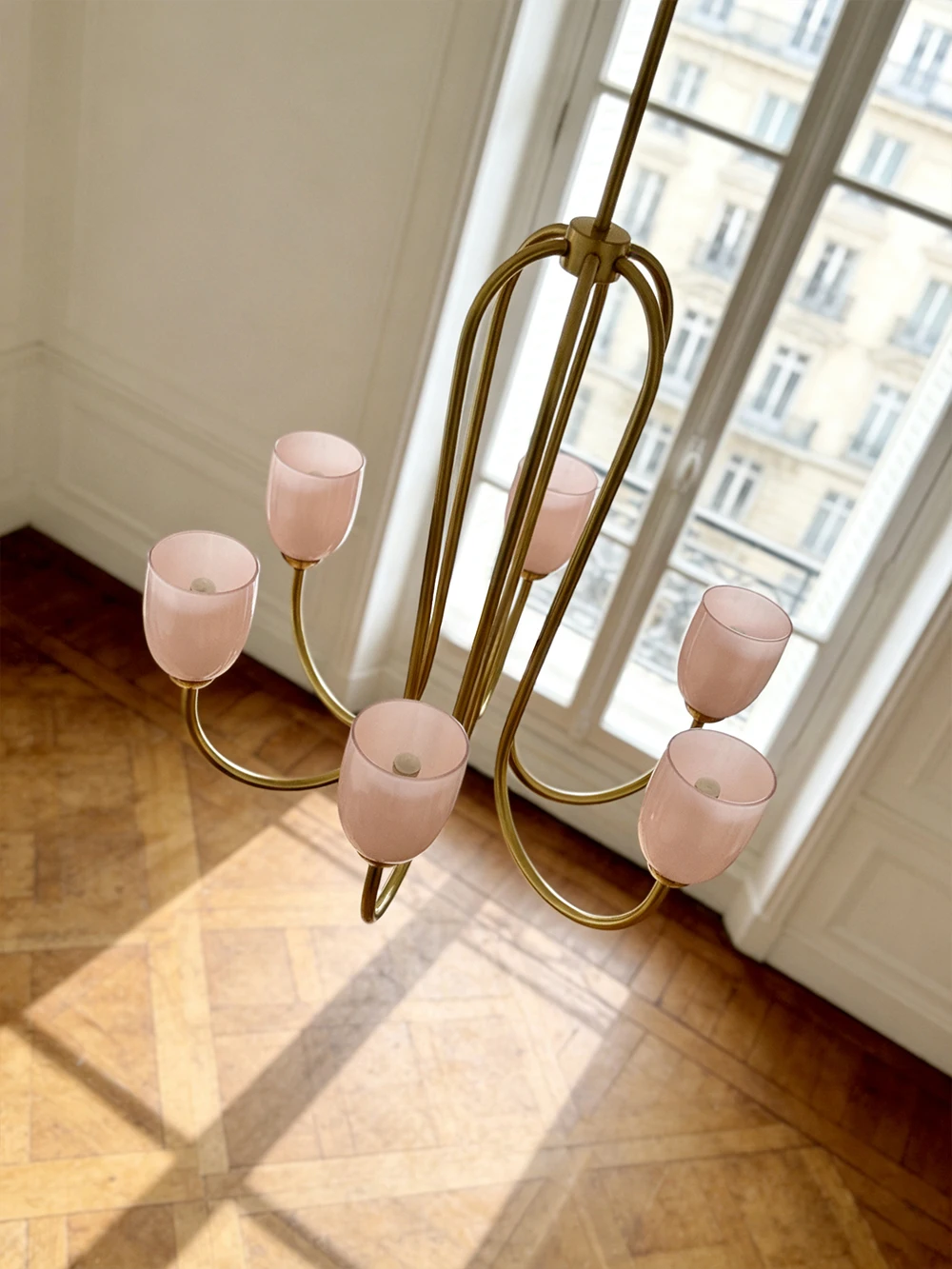 Bauhaus pink and white glass pendant light, French living room light with multiple lamp heads, bedroom pendant light