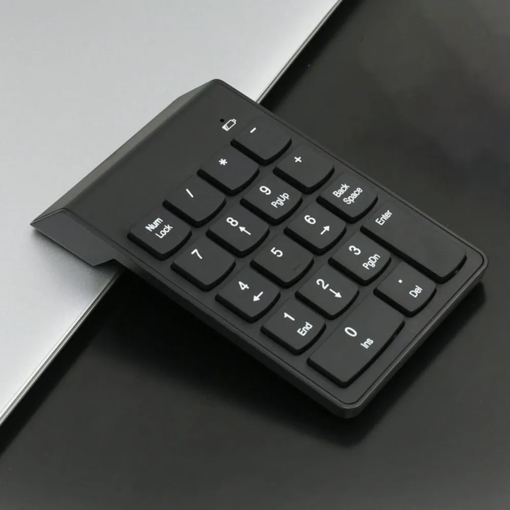 คีย์บอร์ดไร้สาย 2.4G คีย์บอร์ดไร้สาย 18 คีย์เครื่องคิดเลขมินิดิจิตอลแบบพกพา Slim Design แป้นพิมพ์ตัวเลขไร้สาย Data Entry