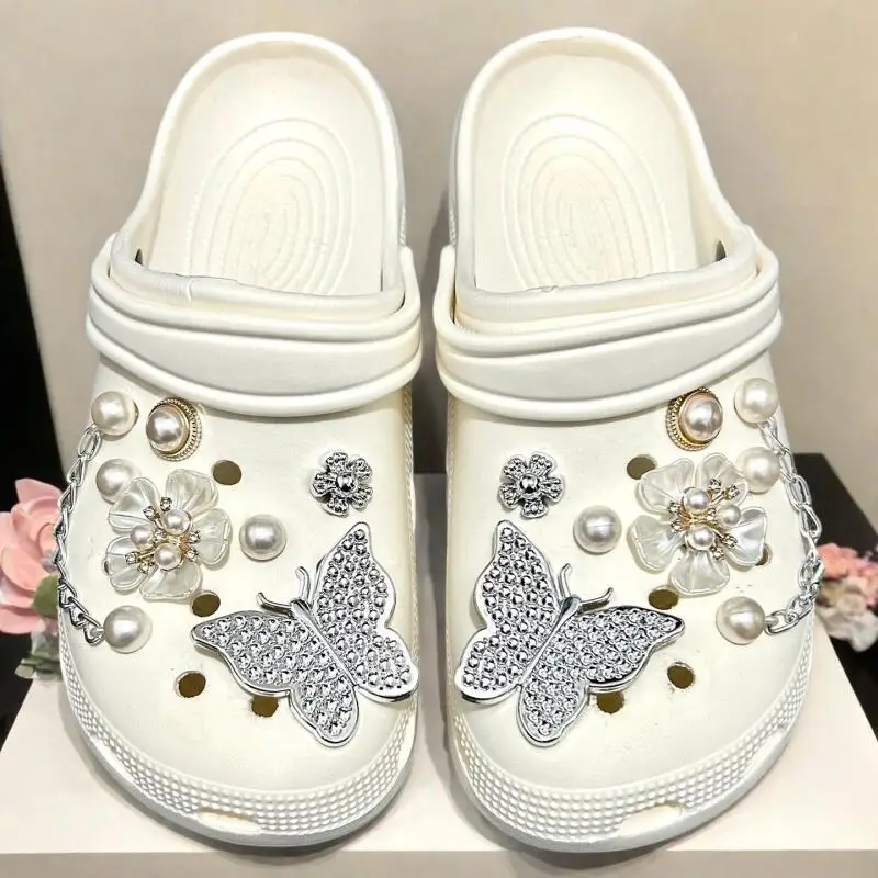 Luxury Rhinestore Butterfly Shoes Charm Set Summer 2026 Elegant Pearl Chain Clogs Accessories Lady DIY Flower Shoes Decorations