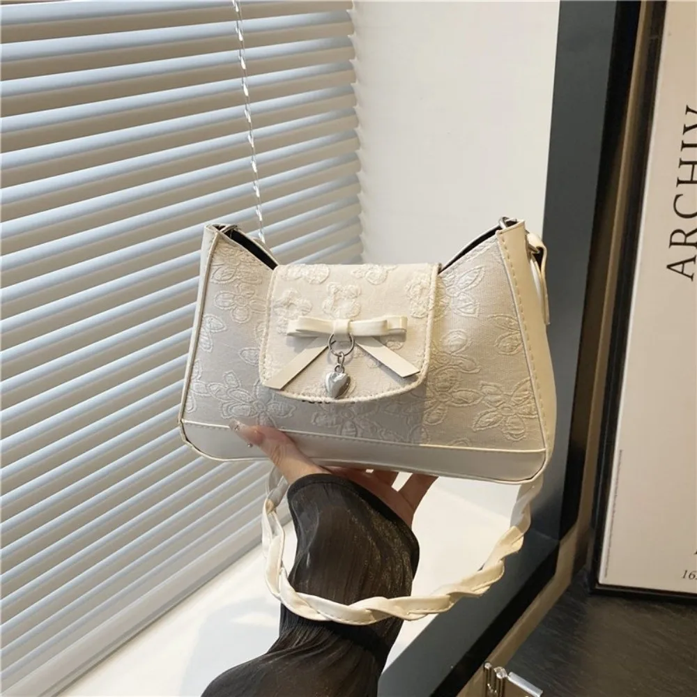 أنيقة الكورية القوس حقيبة كروسبودي صغيرة بولي Leather الجلود القوس حقيبة كتف فاخرة الحلو حقائب اليد النسائية حقيبة تحت الإبط