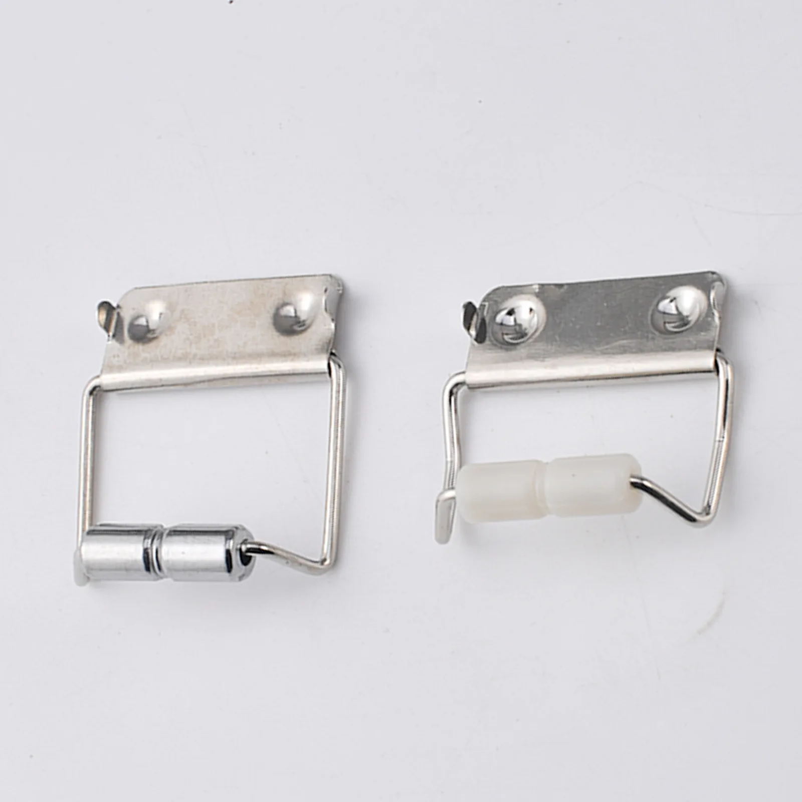 Pencil case accessories Iron material New Chinese stationery box buckle accessories Metal buckle tower buckle handle 35 * 26m