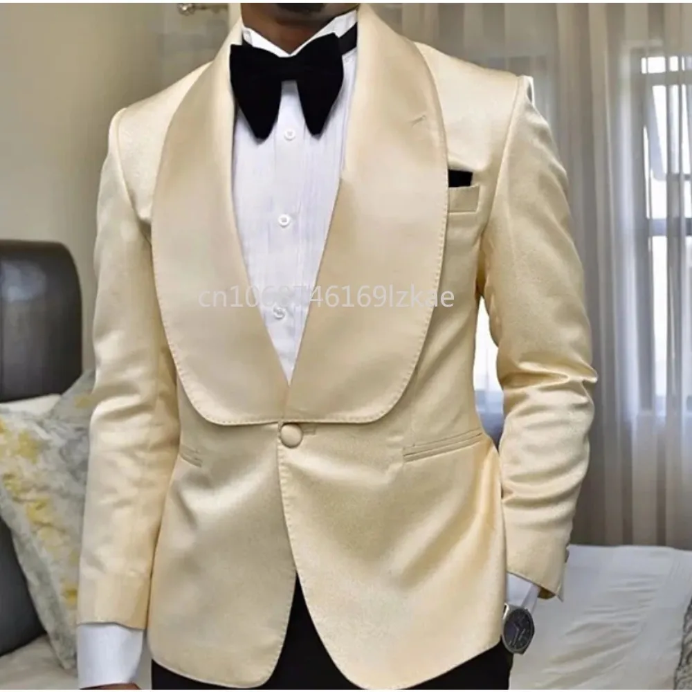 

Champagne Satin Wedding Suits for Groom One Button Tuxedos Blazer Set Trajes 2 Pieces Jacket Black Pants
