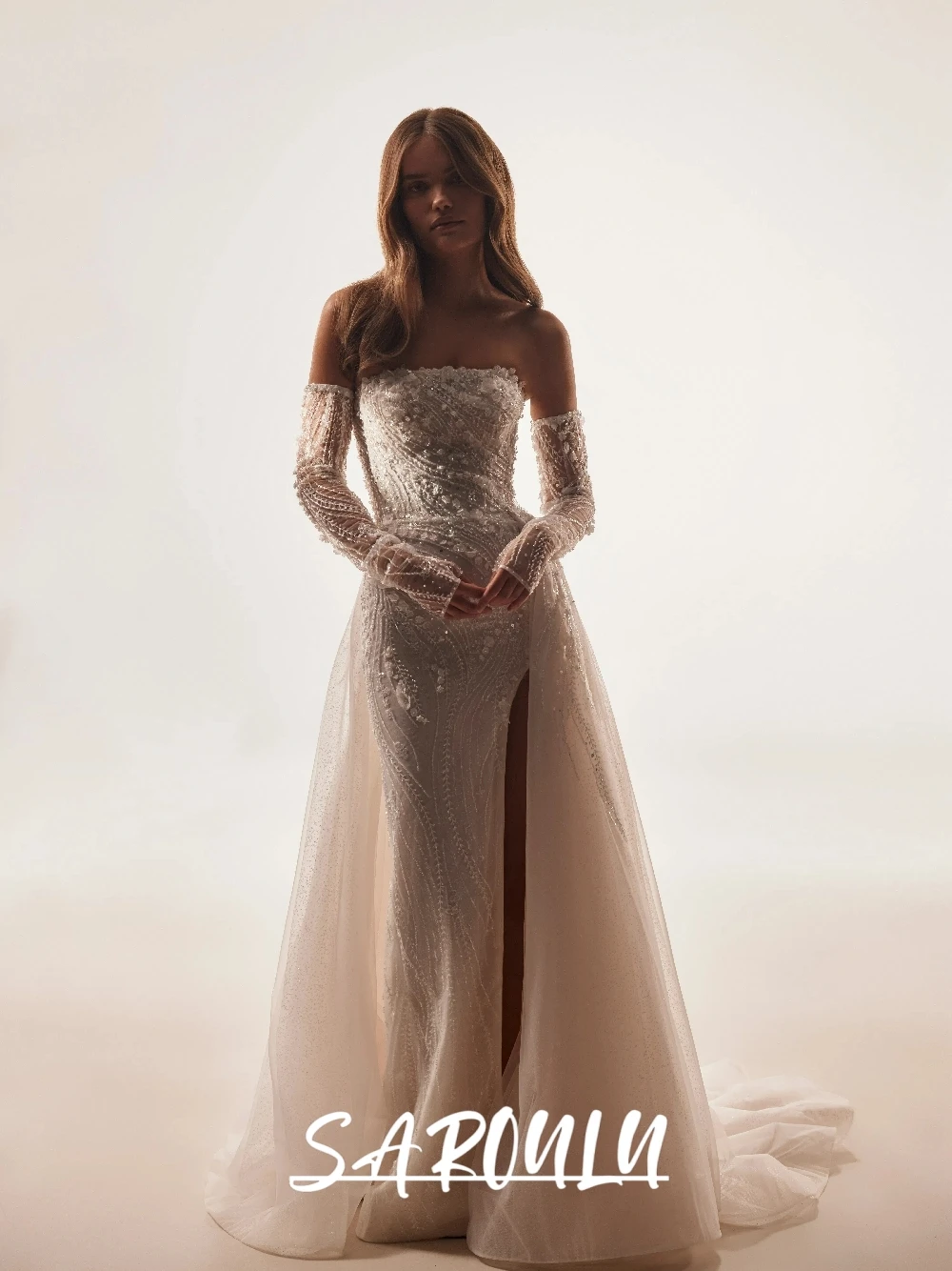 Sparkle Tulle Wedding Dress With Train Elegant Off Shoulder Customized Bride Wear Stunning Strapless Appliques Bridal Gown