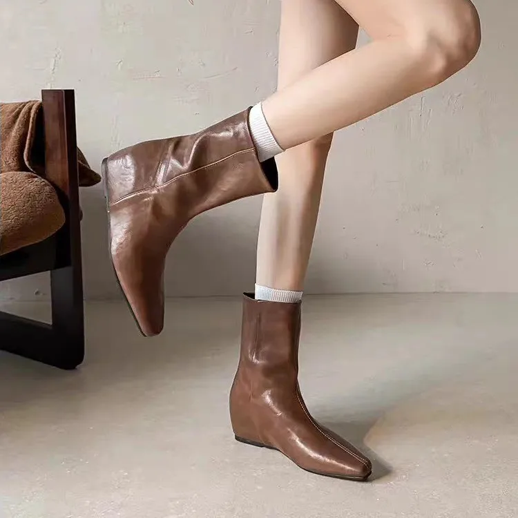 French-style Vintage Square-toe Soft Leather Fashion Boots, New Internal Height-increasing Design, Slimming for Commuting