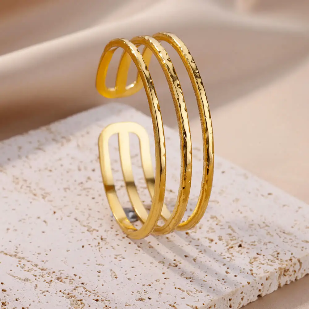 

Stainless Steel Bangle Fashion Punk Gold Color Bangles for Women Men Trendy Stainless Steel Metal Bracelets Bohemian Jewelry