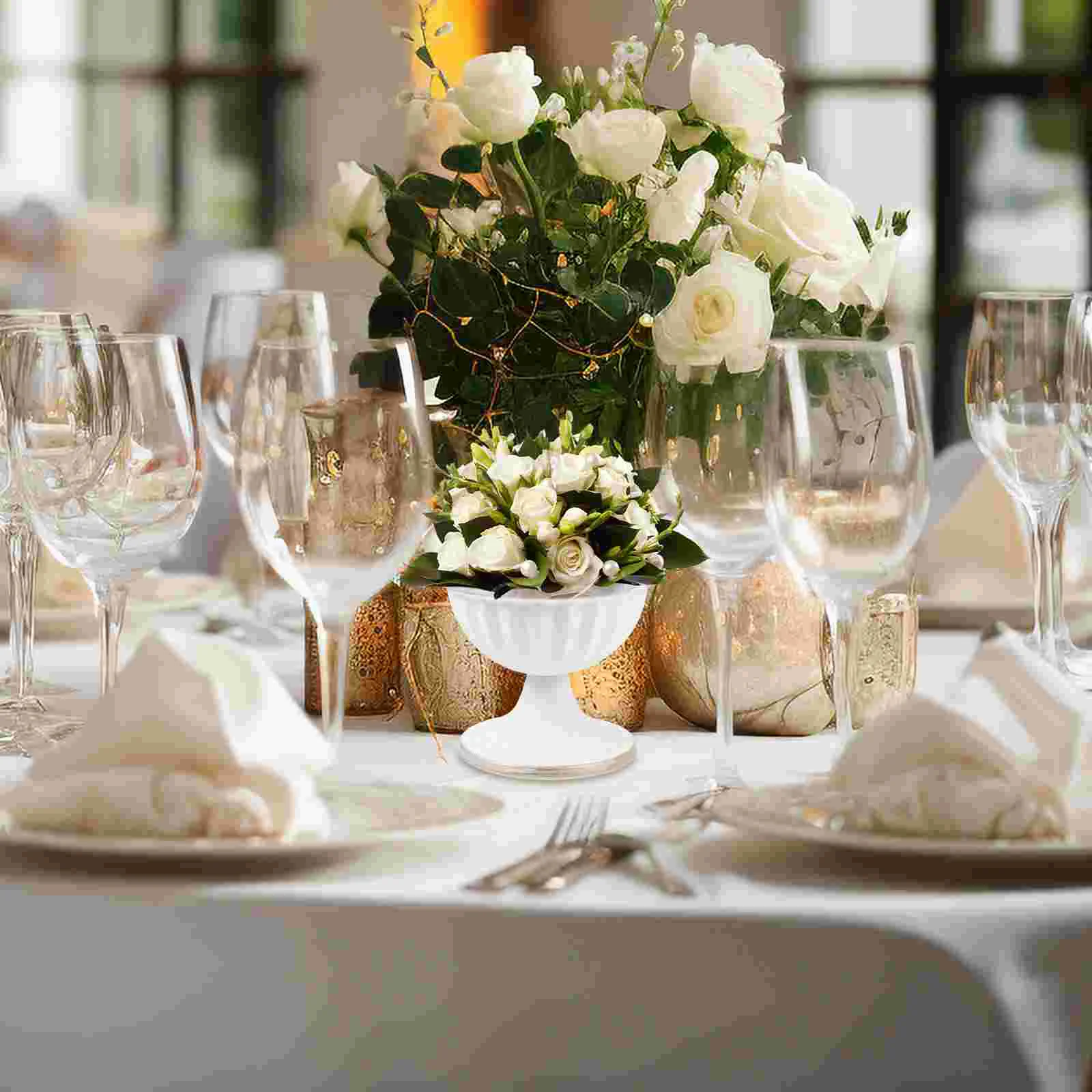 

European Style Metal Small Flowerpot Wedding Holiday Party Home Decoration Arrangement ( Gold Large) Vintage Vases