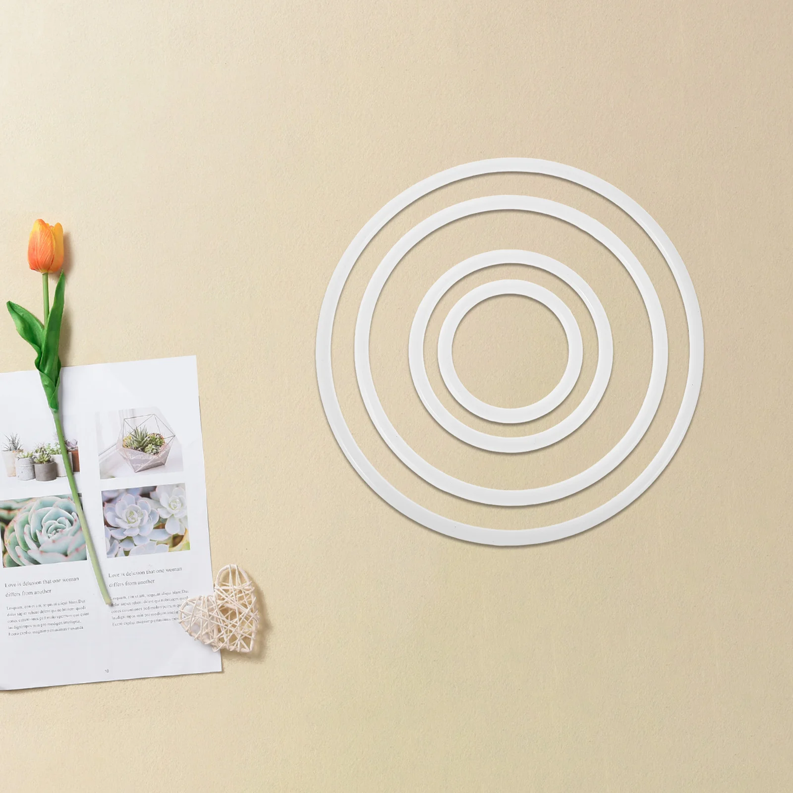 

50Pcs Dream Catcher Rings Plastic Floral Ring Hoop DIY Small Wreath Rings Wedding Wall Hanging Garland Macrame Craft Supplies