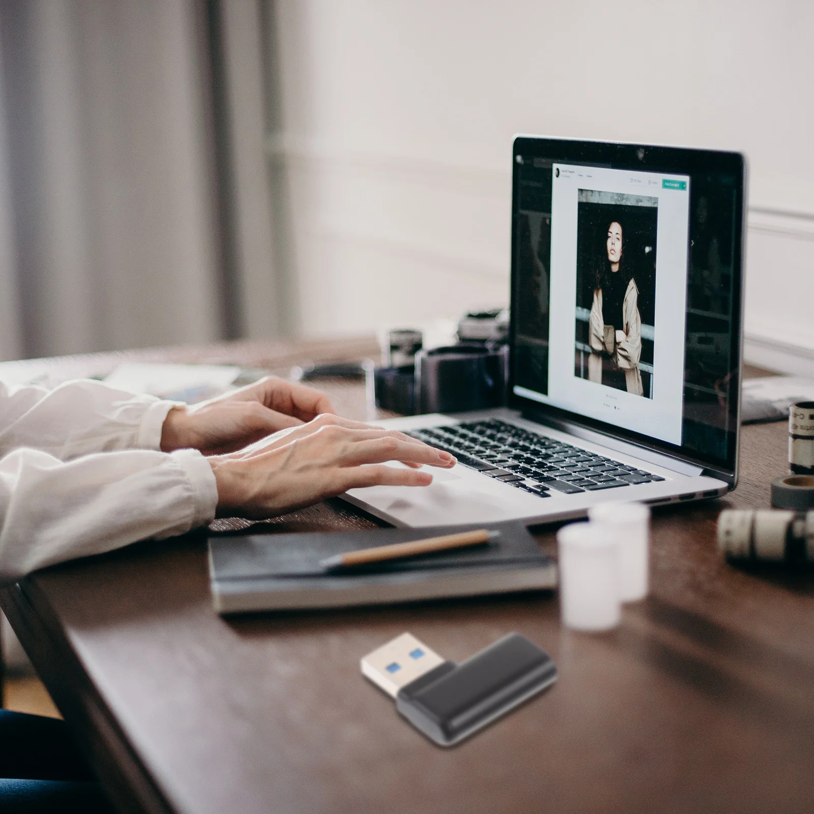 

2Pcs Type-C to USB Converter Right Angle USB 3.0 Adapter for Fast Charging Data Transfer Compatible with Phone Tablet Computer