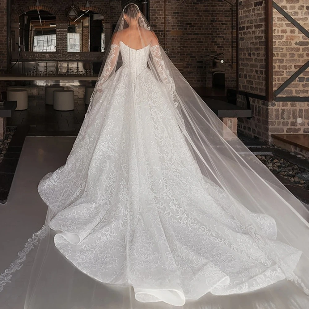 Customized Dignified Gracefu Luxury Appliques and Beading Wedding Exquisite Lace Temperament Fashion Shining Bridal Gowns