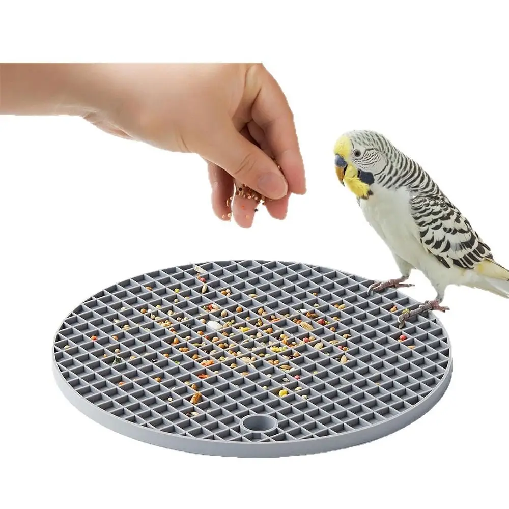 Slow Feeding Bird Foraging Round Tray Diamond Grid Parrot Feeding Tray Easy to Clean BPA-Free Silicone Slow Feeder Mat