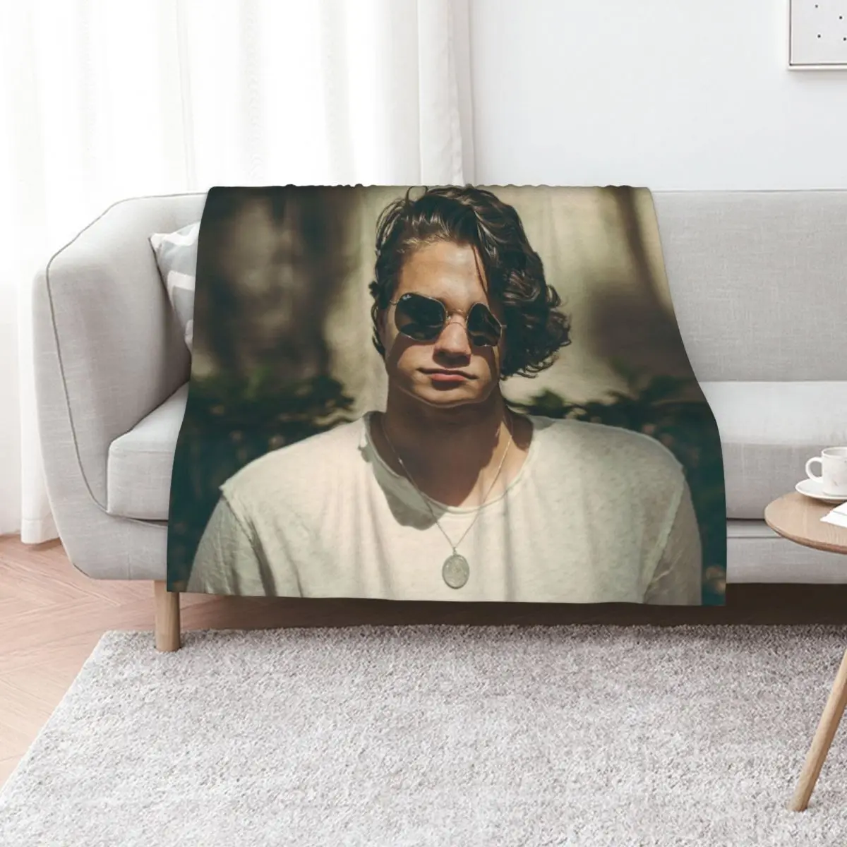 Best Design Personalized Fit Blanket Pin Button Mask Phone Wallet T-Shirt Sticker Case! Throw Blanket Soft Travel Blankets