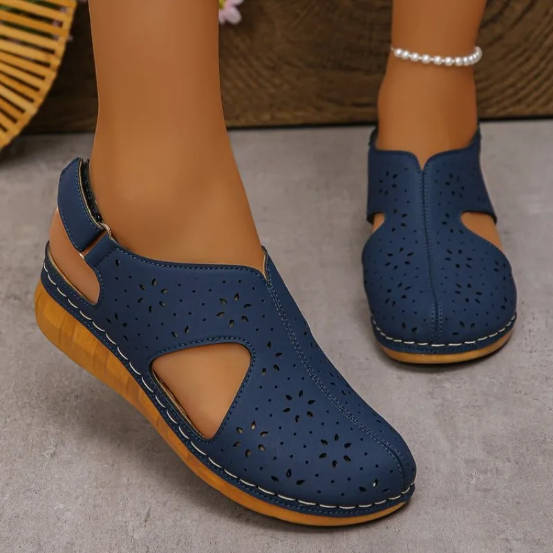Summer 2026 Platform Fashion Sandals Hollow Out Buckle Roman Style Women Lightweight Slip-On Shoes Ladies_vogvips.com