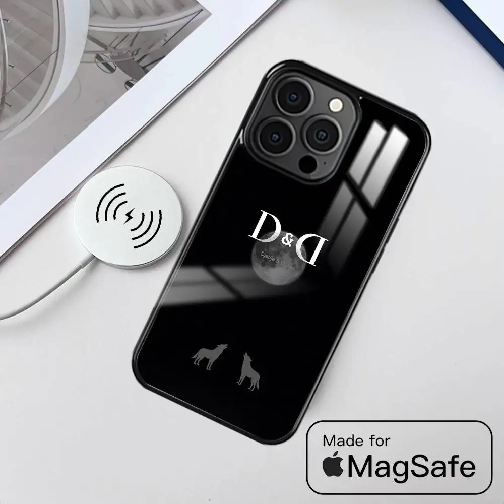 حافظة هاتف D-Djadja & D-Dinaz MagSafe مغناطيسية لهاتف iPhone 16 15 14 13 12 11 Pro Plus Max شاحن لاسلكي صغير Funda