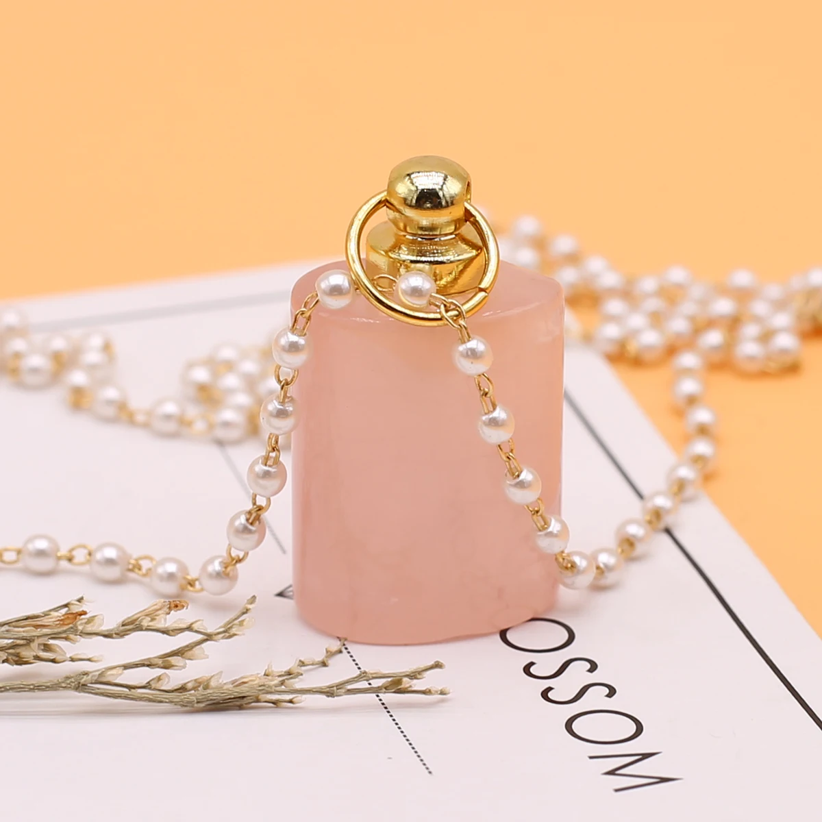 

Rose Quartz Necklace Essential Oil Bottle Cylinder Natural Stone Aromatherapy Pendant Powder Crystal Jade Perfume Bottle