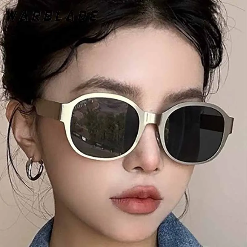 

Fashion Outdoor Design Metal Punk Sunglasses Women Trendy Small Oval Men Sun Glass Summer Traveling Eyewear UV400 Lunette Femme