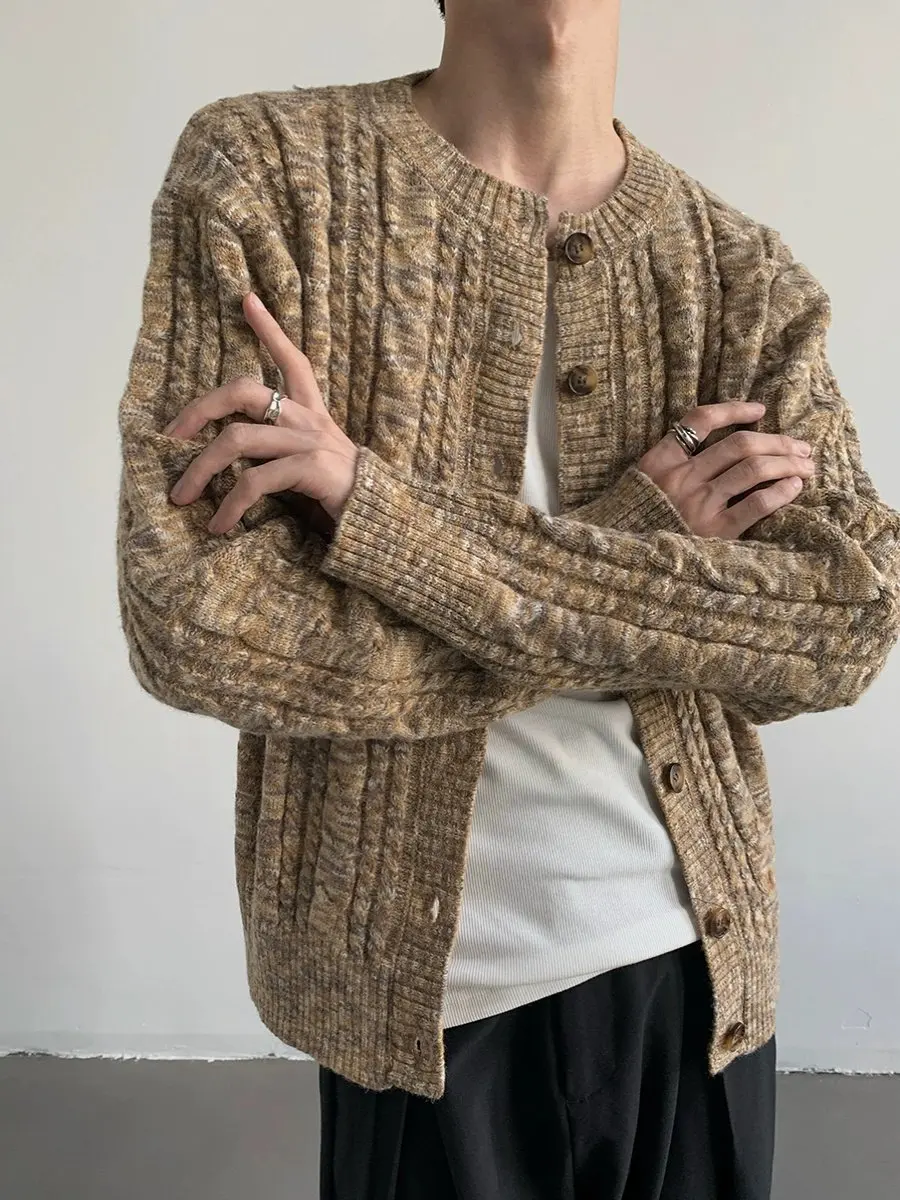 

Мужские нейлоновые куртки с меховым воротником для активного отдыха: ветрозащитные, дышащие, легкие, комфортные, для занятий спортом и активного отдыха на склонах.